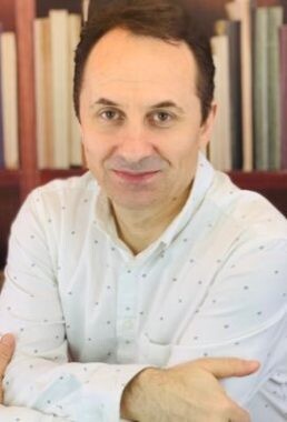 Pedagog Adem Güneş